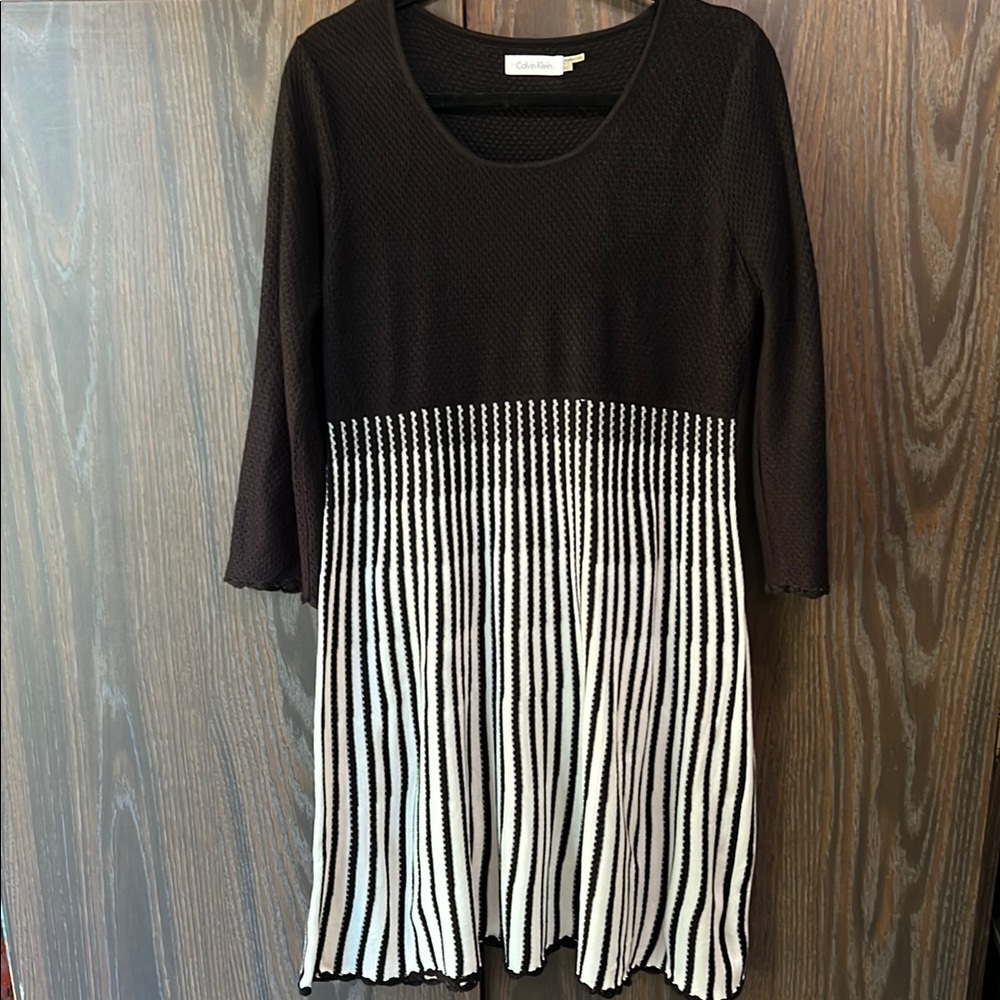 Calvin Klein Black and White Knit Dress, Size XL